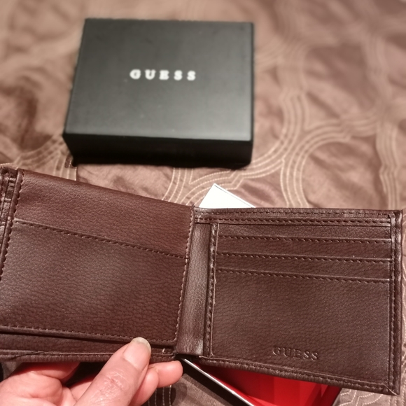 Guess men wallet - Picture 4 of 6